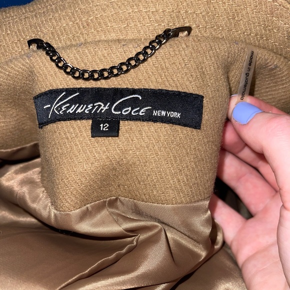 Women’s tan size 12 wool winter coat - Picture 3 of 5